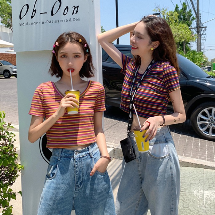 馨幫幫 泫雅彩虹條紋T恤么寧鬼馬少女甜美小清新短款針織衫閨蜜裝